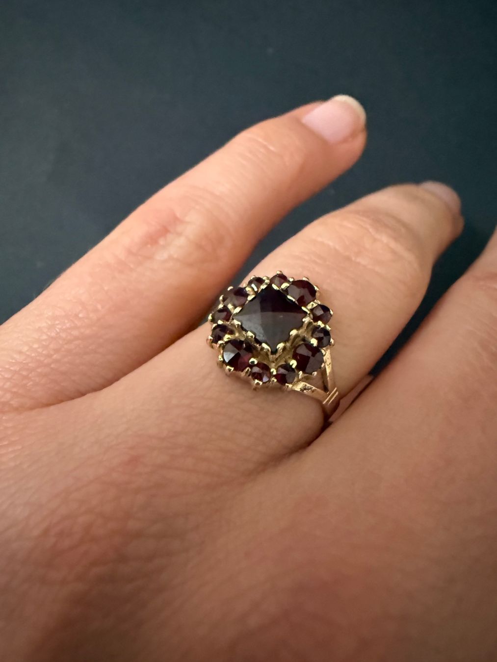 Anelli: Antiker Silber Ring mit Böhmische Granaten 900 – Usato da Spiegel b. Bern venduto da Rogger72 4