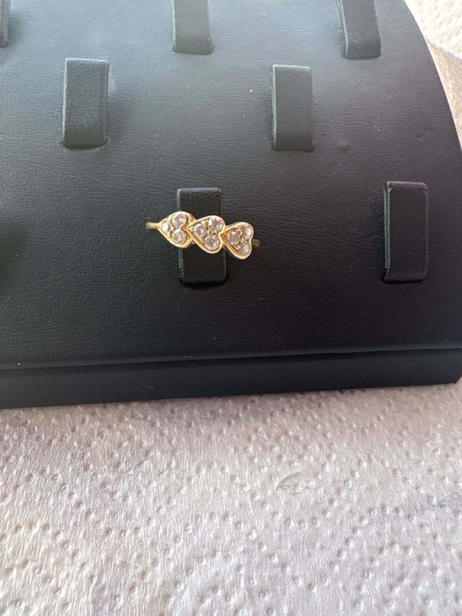 Ringe: Bague or 18k avec 3 cœurs – Gebraucht aus Versoix von tem_f7yk