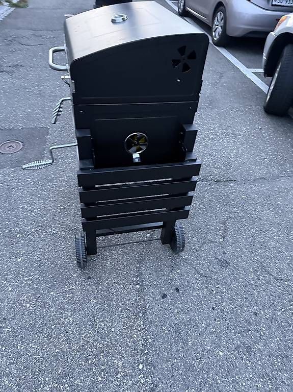 Grills: Grill – Gebraucht aus Trimbach von til_98s7 1