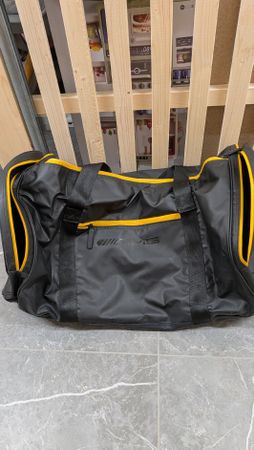 Grosse Weekender Tasche Mercedes AMG 