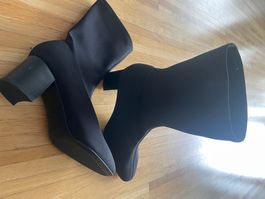 H&M Stifeletten schwarz Gr. 36