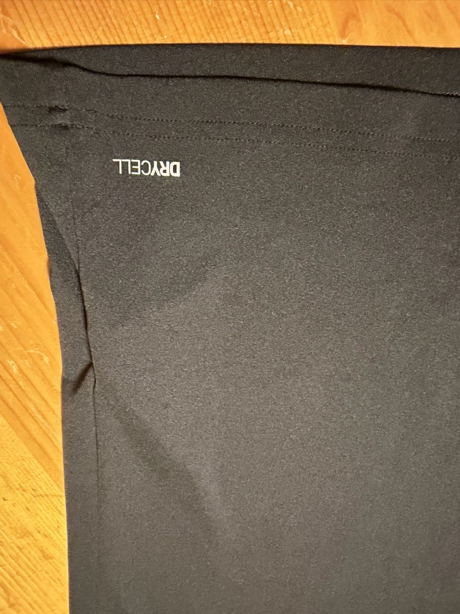 Puma T-shirt: Puma tschirt neu sport  – Nuovo (secondo la descrizione) da Zürich venduto da papaplatte 2