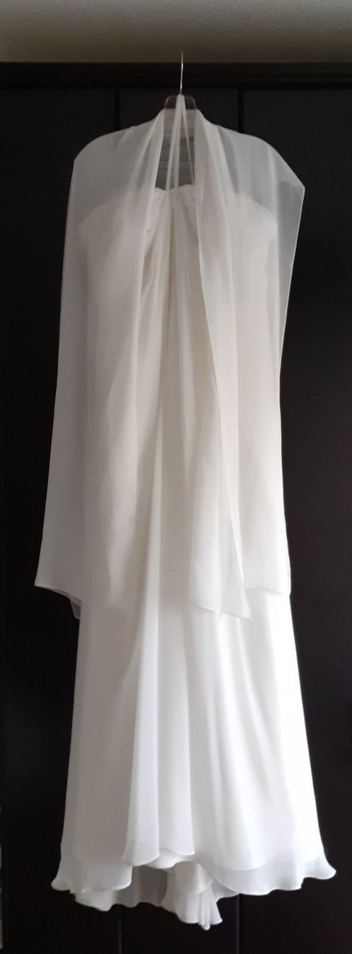 Robes: Brautkleid cremefarben Gr. 52 – D'occasion à Volketswil par greifensee11511 2