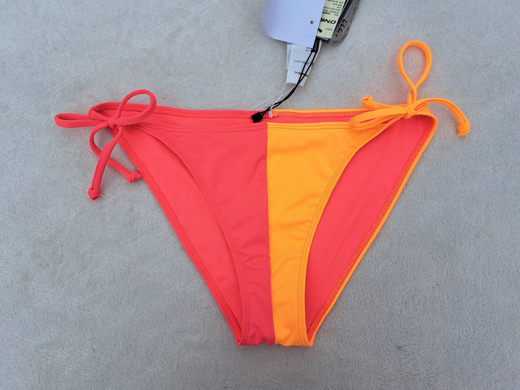 O'Neill Badekleider & Bikinis: Neue O'Neill Bikinihose Gr. 40 – Neu und originalverpackt aus Gysenstein von joshuas81 1