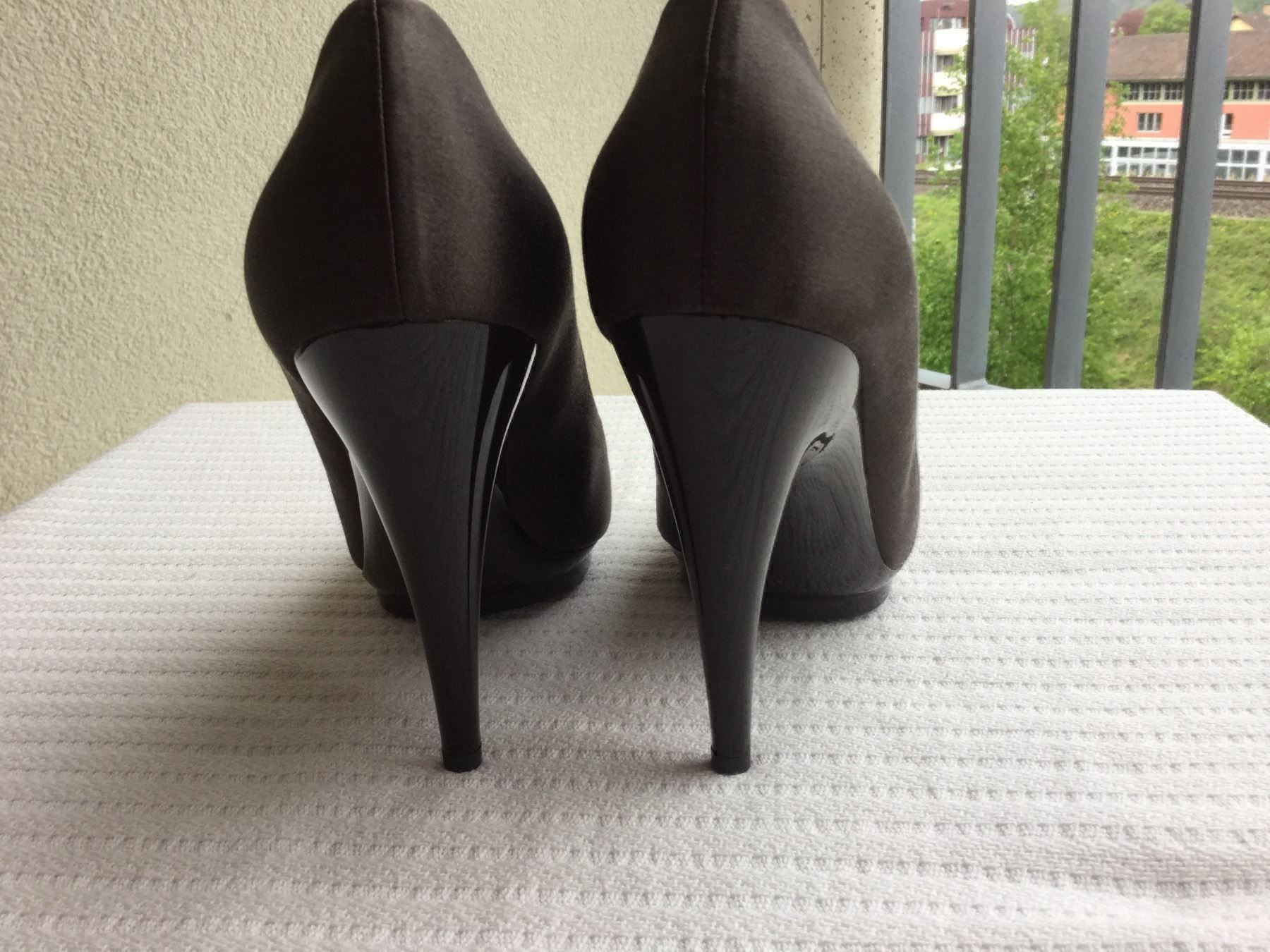 Jil Sander Scarpe da donna: Jil Sander Satin Pumps, Gr. 37,5 – Usato da Zürich venduto da VorlonShadow 4