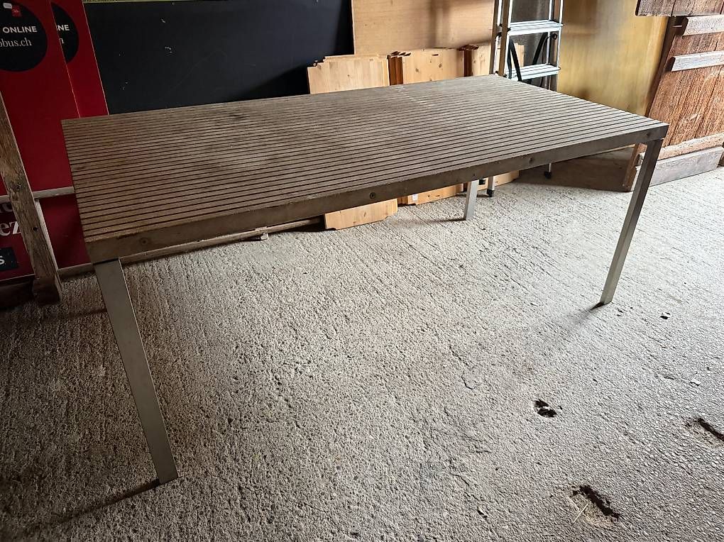 Tavoli: Table – Usato da Sugiez venduto da Trombone4 1