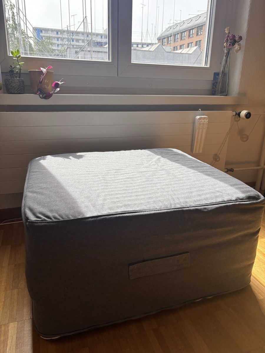 Ikea Letti: Ikea VITHÄLL sofa bed/ pouffe/ guest bed – Usato da Zürich venduto da beg_c6l2