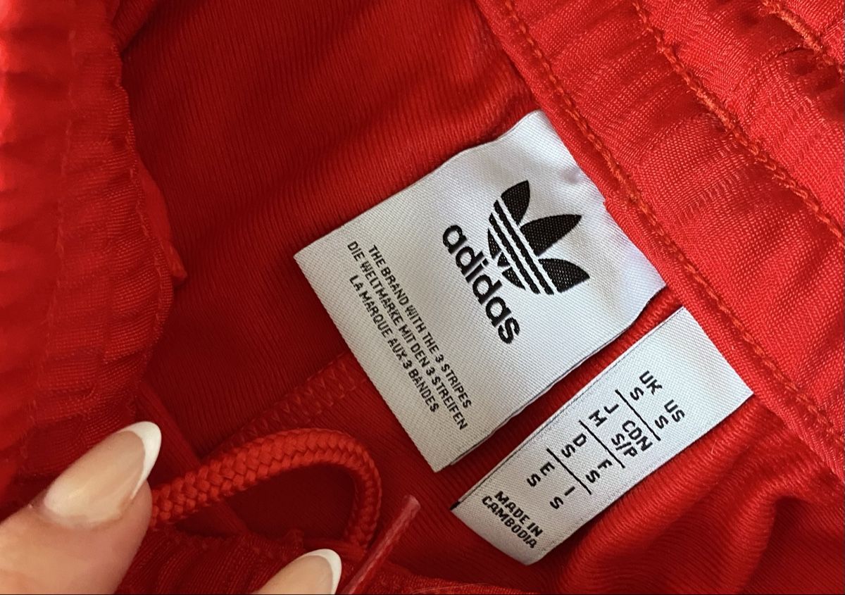 Adidas Pantaloni: Adidas Trainingshose – Nuovo (secondo la descrizione) da Bonstetten venduto da zweitihand.shop 2