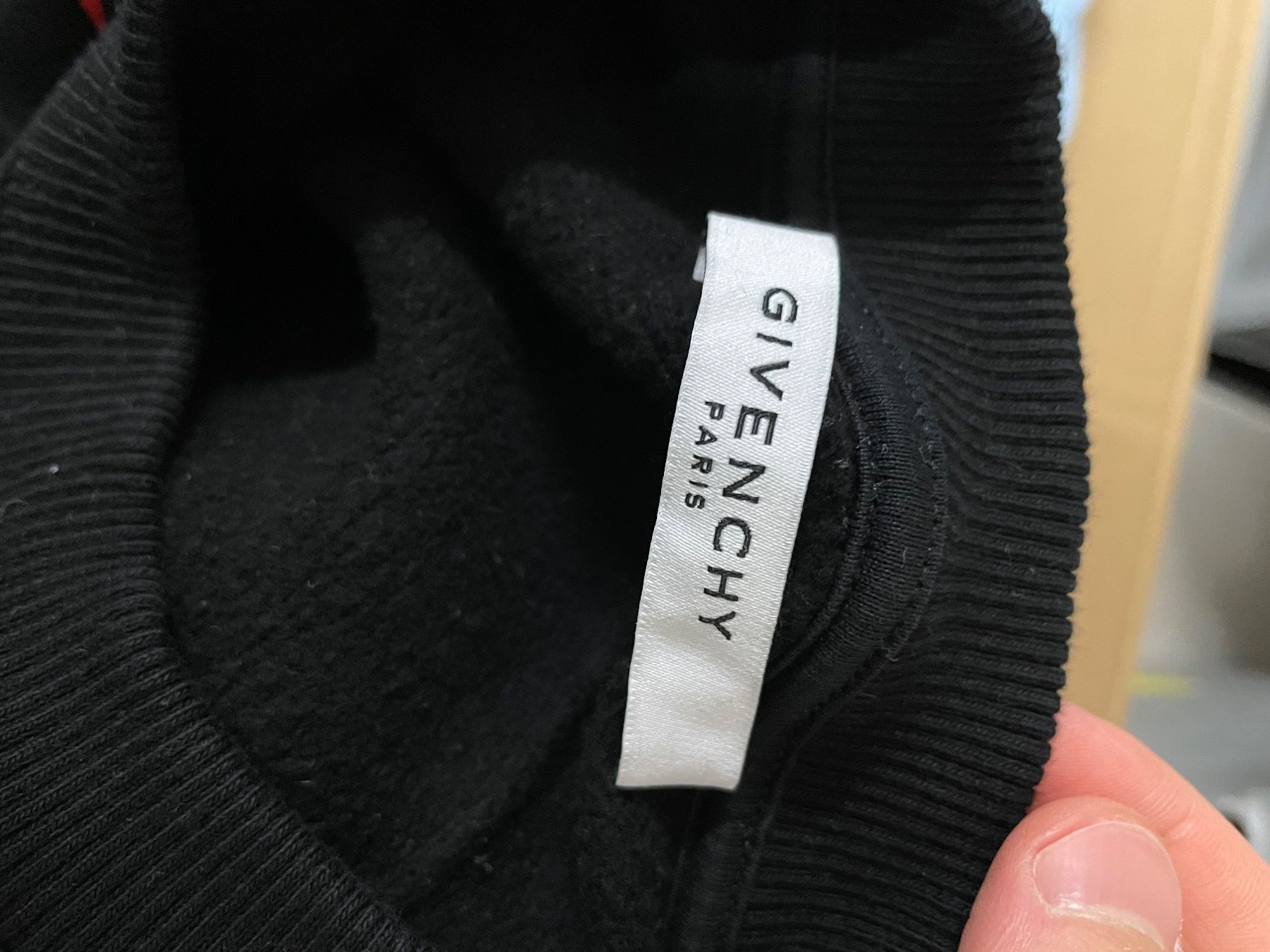 Givenchy Pullover & Sweatshirts: Original Givenchy Sweater – Gebraucht aus Wangen SZ von el_paso08 3