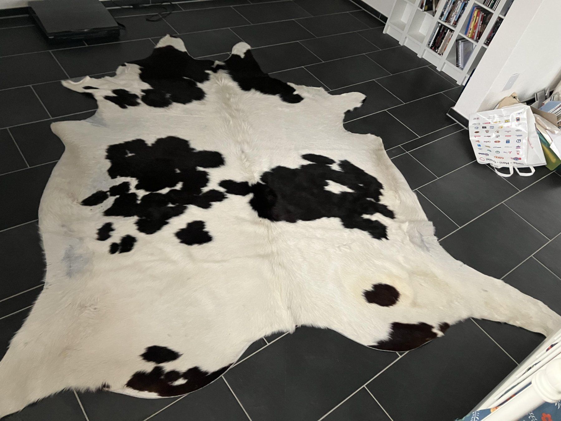 Tappeti: Echtes Kuhfell – Usato da Zufikon venduto da Smilla66 2