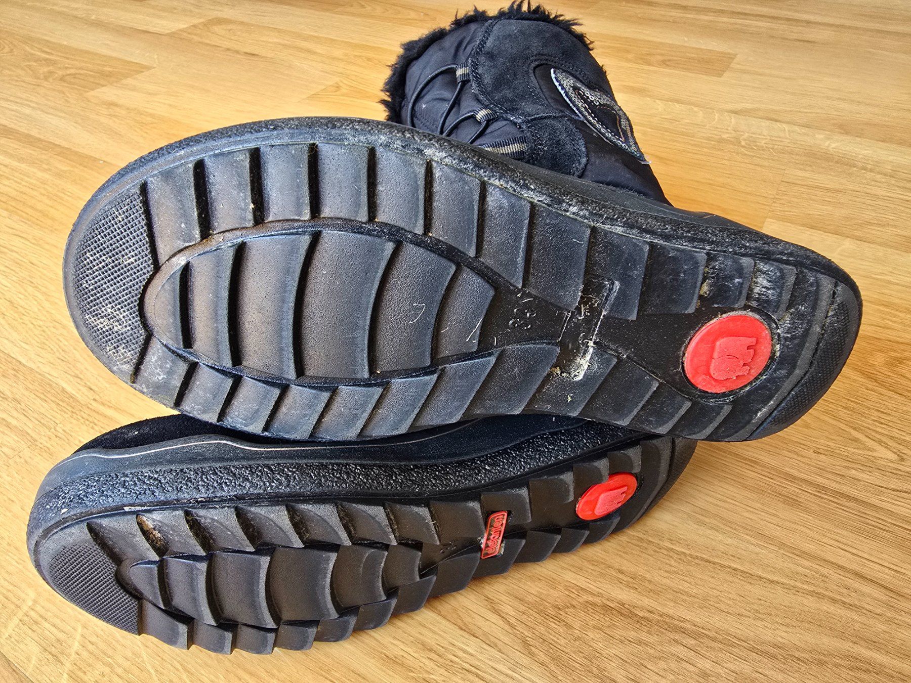 Elefanten Scarpe per ragazze: Winterschuhe / Winterstiefel Elefanten Gr. 34 – Usato da Büttikon AG venduto da Amineah 1