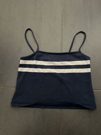 BRANDY MELVILLE top