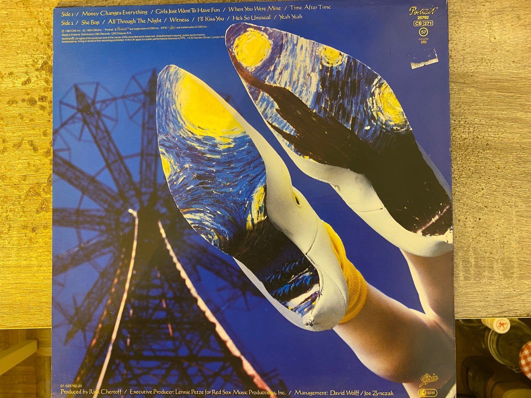 Dischi in vinile: Cyndi Lauper : She's So Unusual – Usato da Clarens venduto da Surcouf91 1