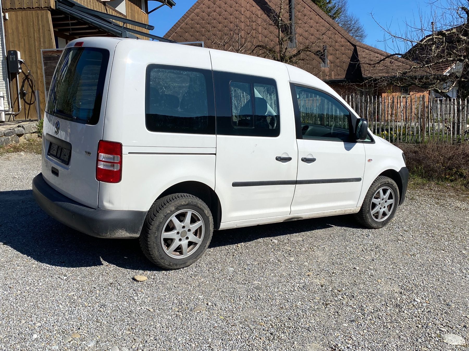 VW Automobili: Auto VW Caddy 1.2 TSI – Usato da Niederried b. Kall venduto da bea_8lbm