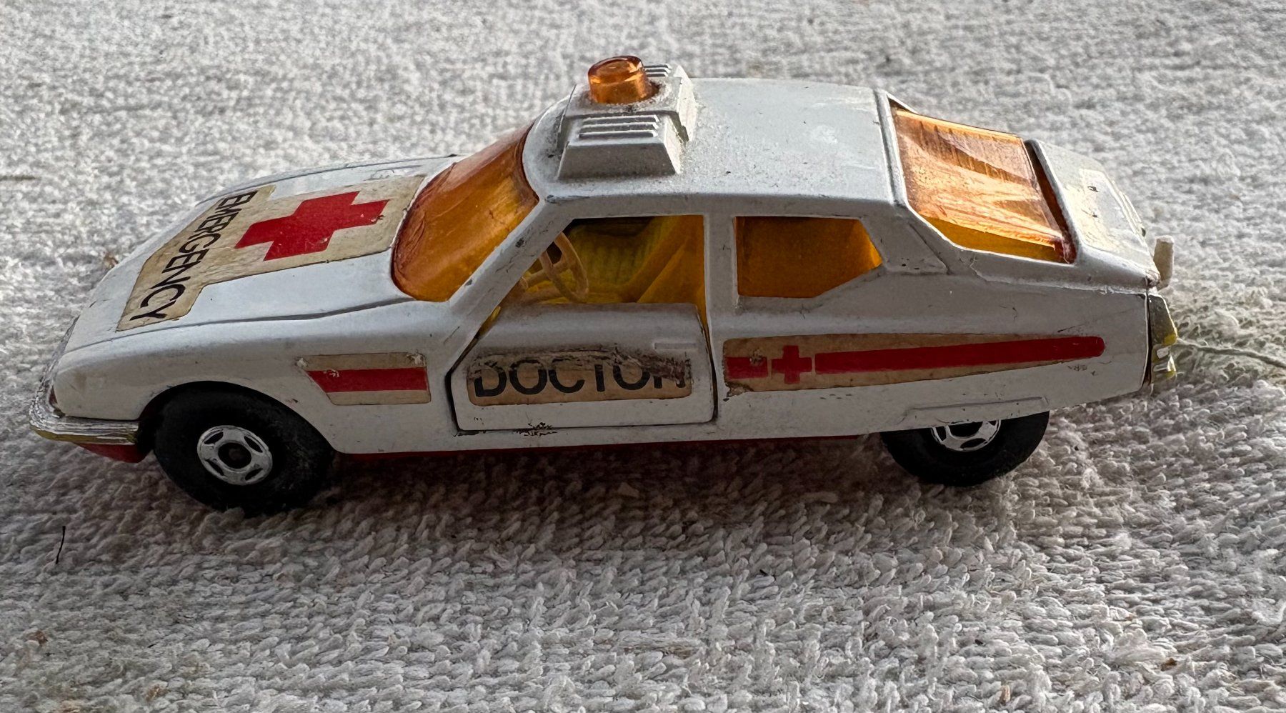 Matchbox Modellini d'auto: MATCHBOX DOKTOR CAR – Usato da Ostermundigen venduto da crazy-horse-1840 5