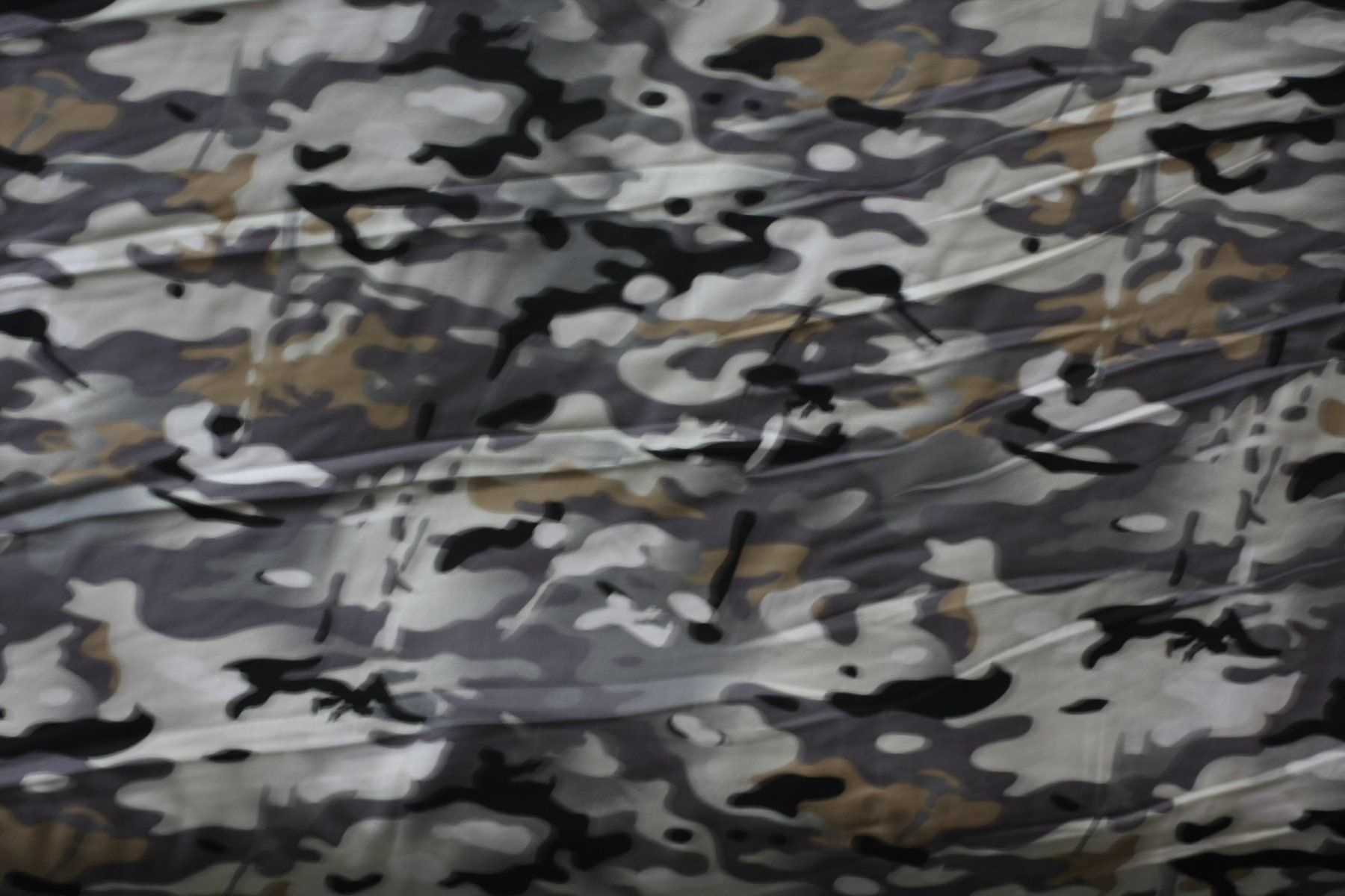 Tessuti: Tissu coton imprimé militaire gris – Nuovo e nell'imballaggio originale da Préverenges venduto da mam_629h