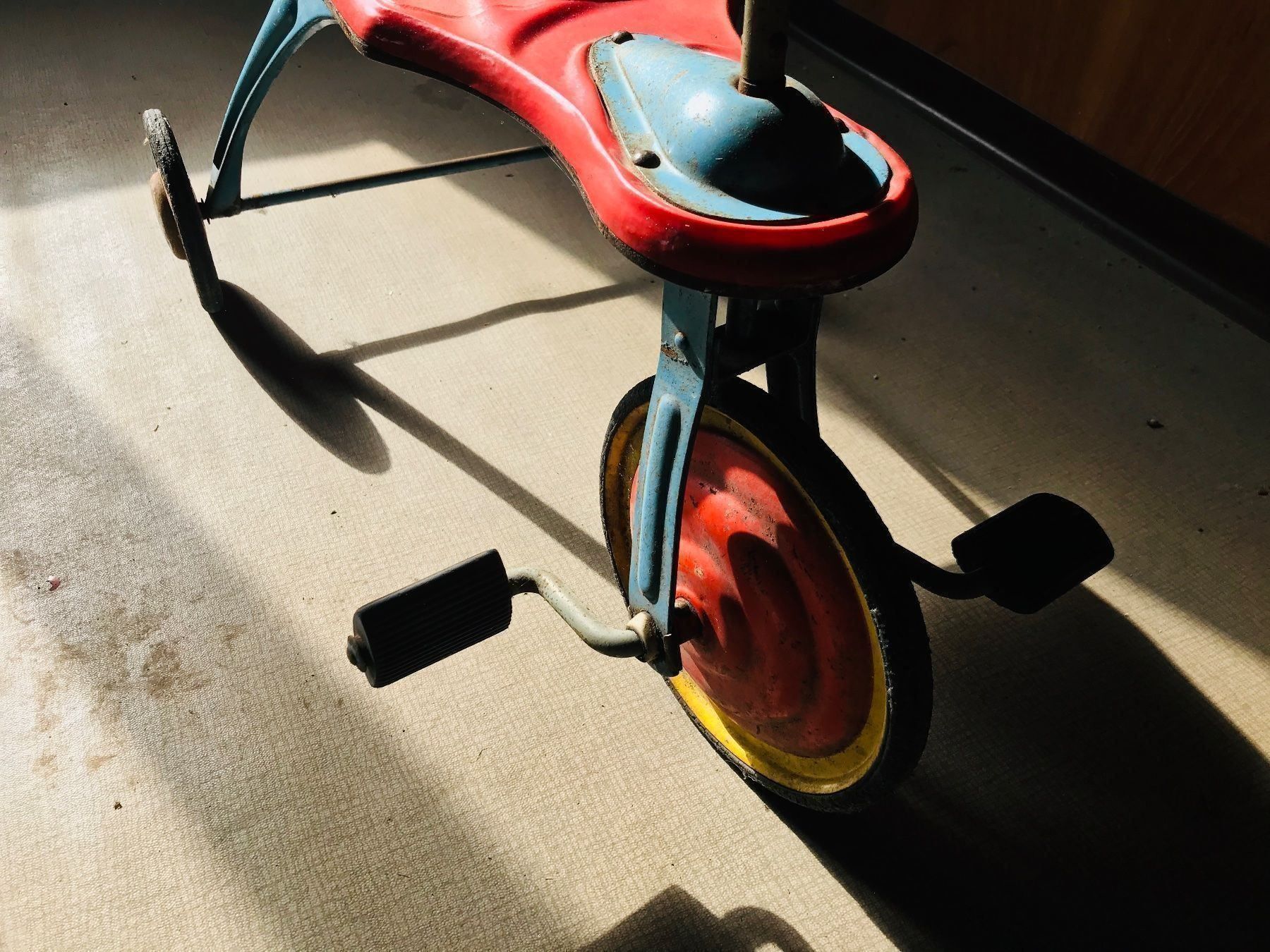 Fahrzeuge für Kinder: schönes altes Dreirad – Gebraucht aus Neunkirch von autoscooter57 4