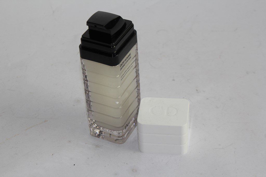 Profumi & Eau de Toilette: DIOR Homme Lotion après rasage – Nuovo (secondo la descrizione) da Vandoeuvres venduto da Dom-Tom 1