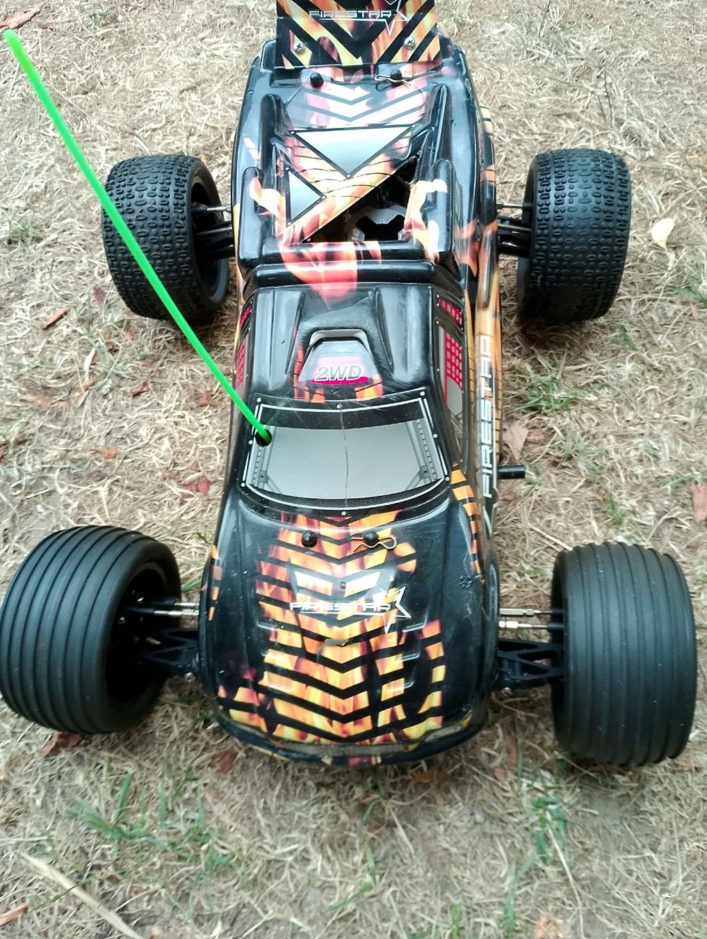 Reely Modellismo RC: Reely Firestar 2 WD Nitro – Difettoso da Holziken venduto da Chevy78
