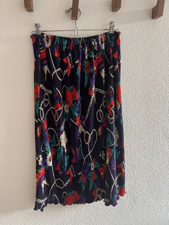 Damen Rock plissiert dunkelblau mit Blumenmuster lang