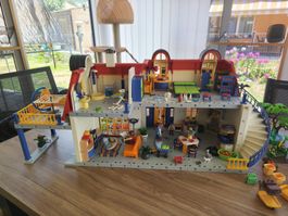EinfamilienhausPlaymobil  mit kompletter Einrichtung