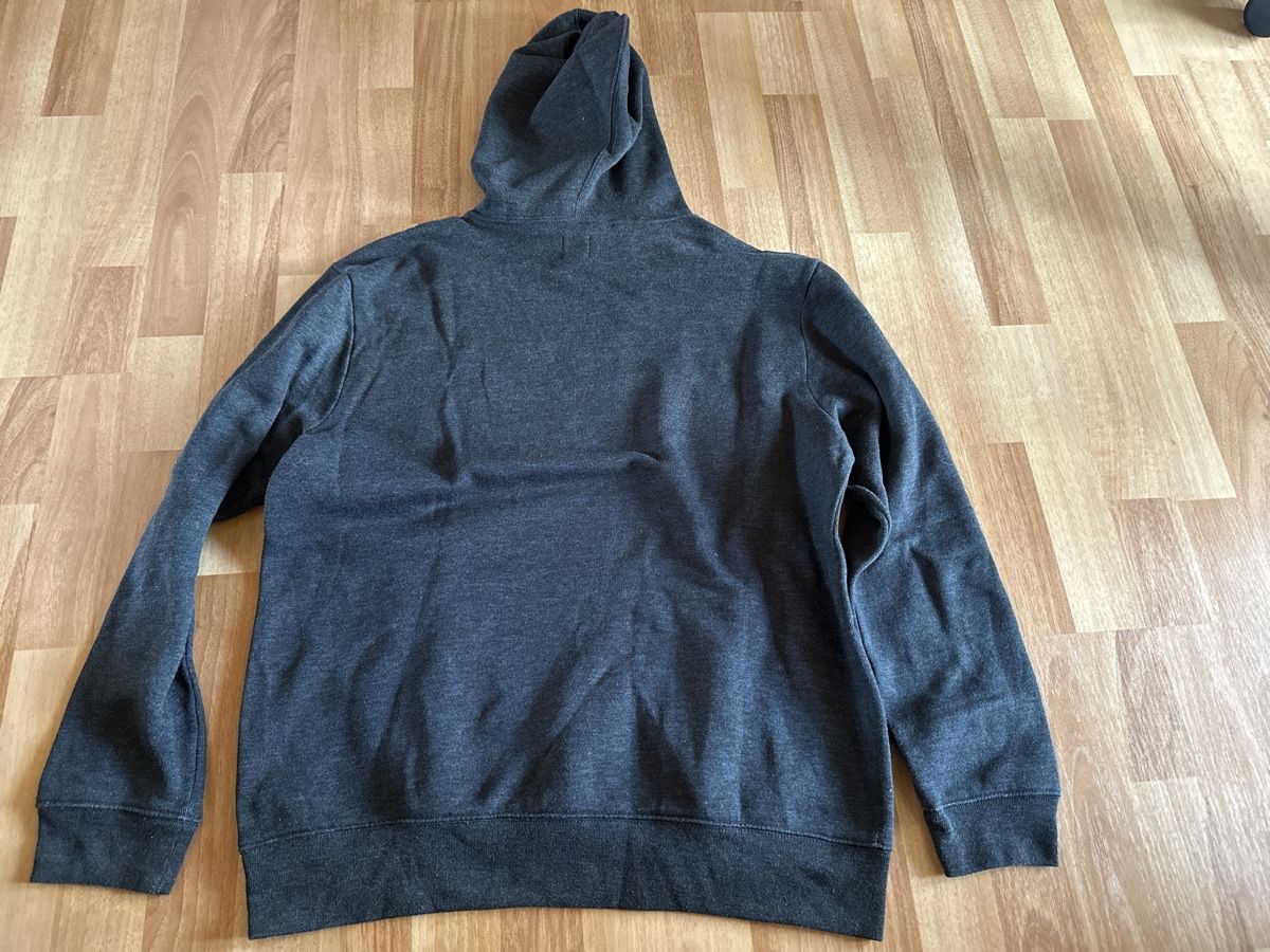 Gap Pullover & Sweatshirts: GAP Hoodie, Grösse M, Grau, einf. Brustweite 58 cm – Gebraucht aus Heiden von fam_797q 1