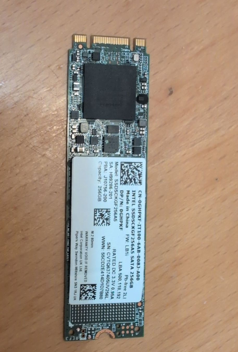 Intel Dischi rigidi: SSD INTEL 256GB SATA – Usato da Bulle venduto da mey_qd9c