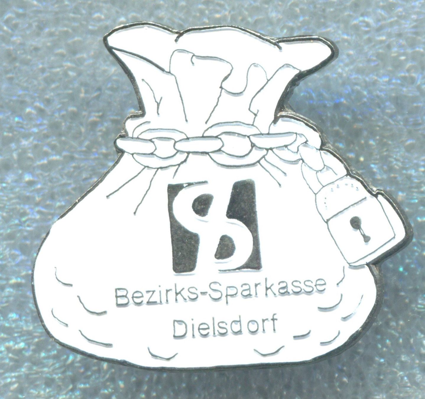 Plaquettes & Badges: Beziks Sparkasse  Dielsdorf – D'occasion à Winterthur par Sammleroase