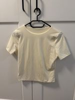 Helles Shirt, Grösse S - Sommerliches Basic Top!