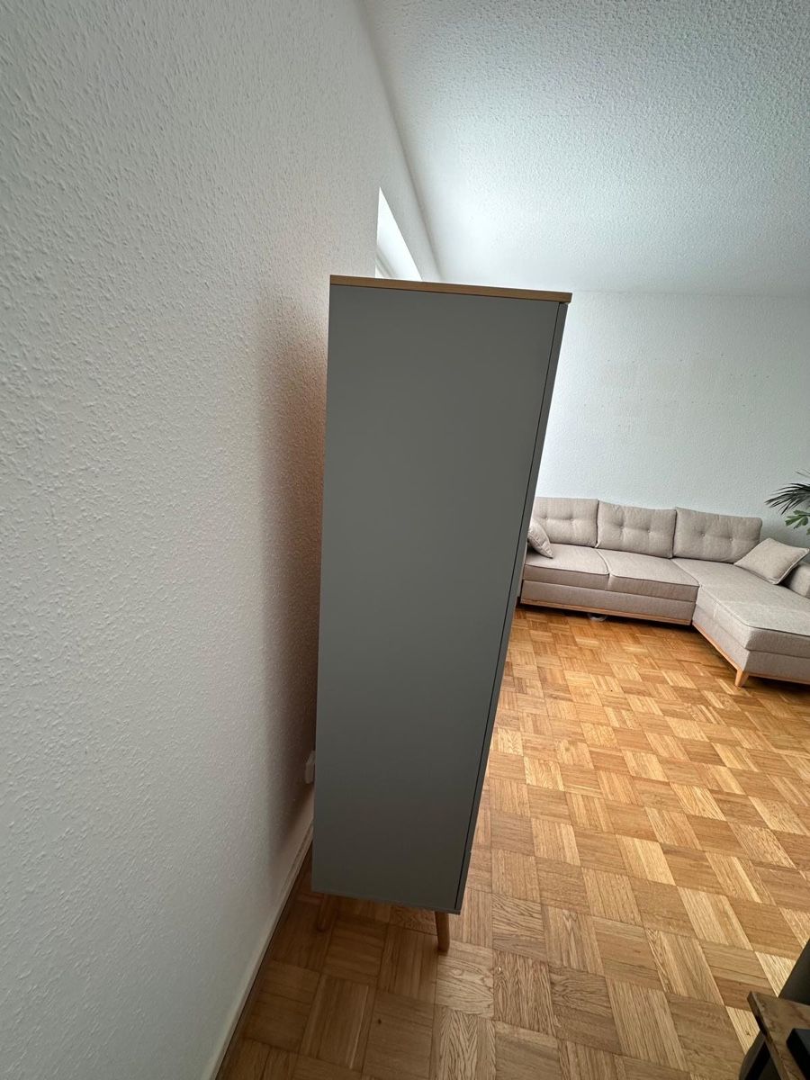 Vitrinen: Graue Vitrine – Neu (gemäss Beschreibung) aus Füllinsdorf von azulsaphiro 2