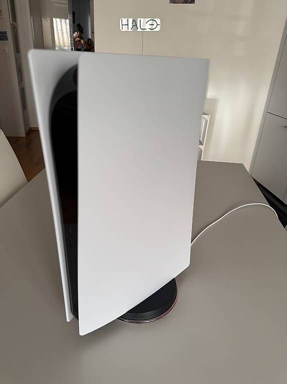 Console: Ps5 Digital ohne Controller – Usato da Ostermundigen venduto da skulls_13 1