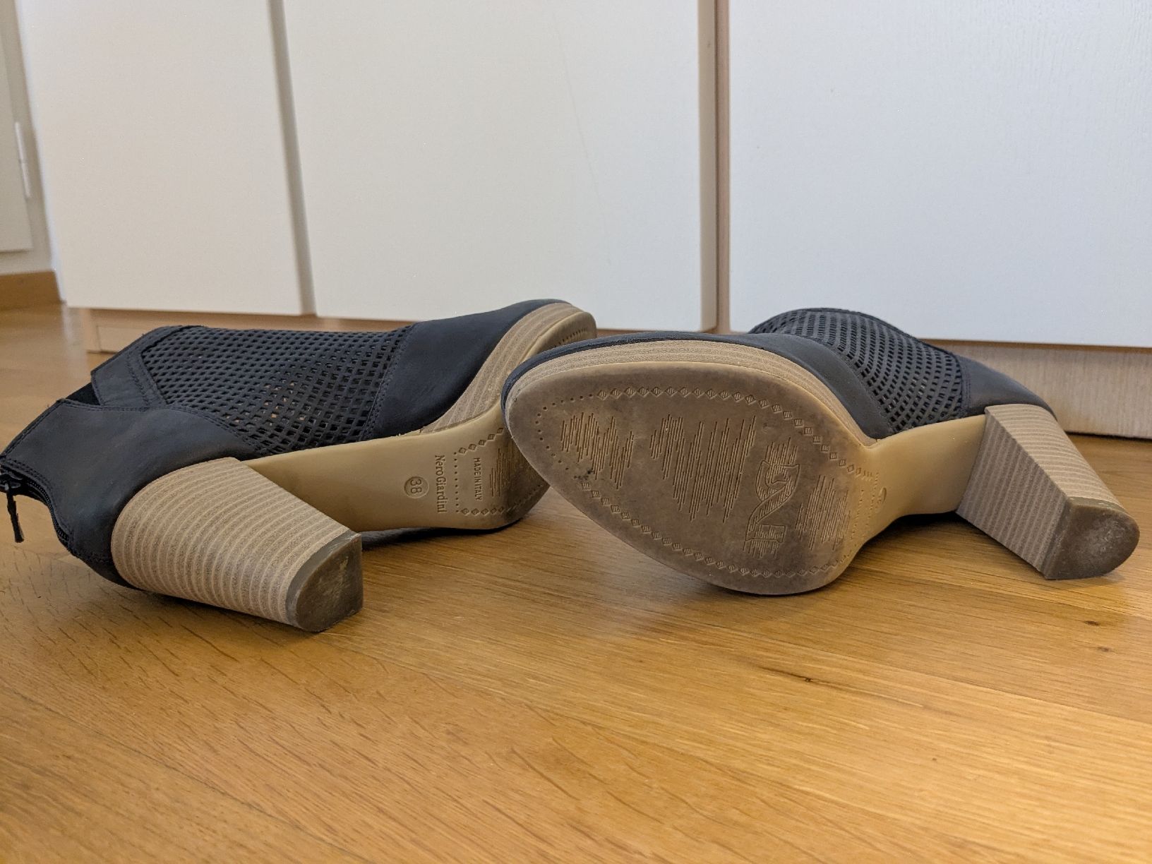 Scarpe da donna: Nero Giardini Ankleboots, Blau, Leider, Gr38 – Usato da Wettingen venduto da wettingen23 5
