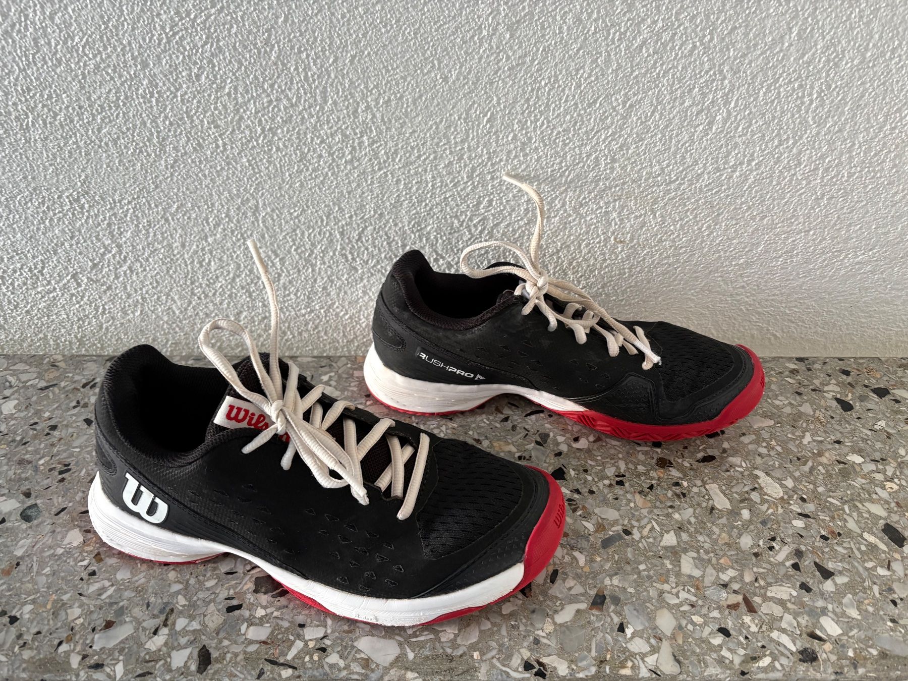 Wilson Scarpe per ragazzi: Wilson Rush Pro Tennis Shoe, Gr. 38 – Usato da Kilchberg ZH venduto da November7 4