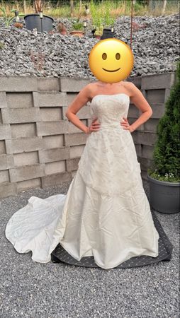 Hochzeitskleid
