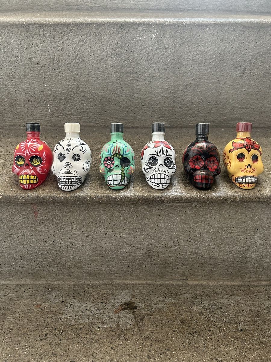 Bevande alcoliche: KAH Tequila Mini Flaschen 6 St. – Nuovo e nell'imballaggio originale da Hombrechtikon venduto da Raffaele0711
