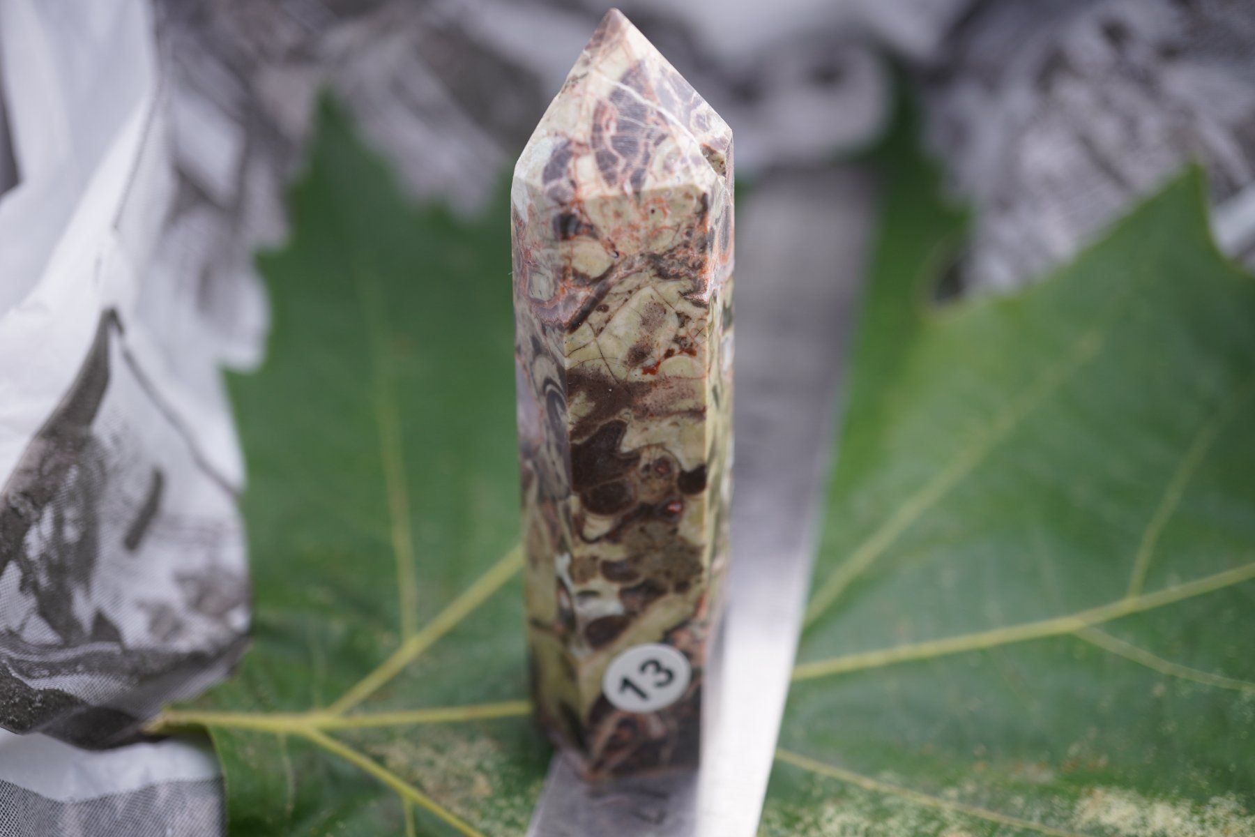 Minerali & Pietre curative: Blumen Jaspis       Spitze         9cm x 2cm – Nuovo e nell'imballaggio originale da Eschenbach SG venduto da topstone 1