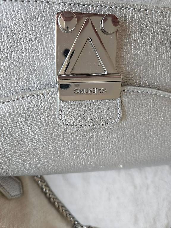 Borse da donna: Tasche Valentino  – Usato da Bülach venduto da fro_rrm5 1
