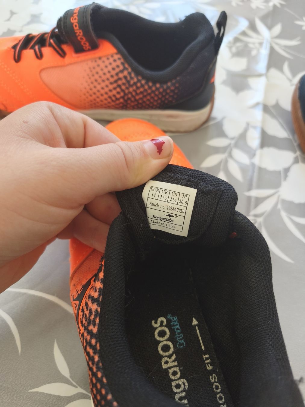 Scarpe per ragazzi: Turnschuhe Kangooros 34 – Usato da Schönenberg TG venduto da tab_28lx