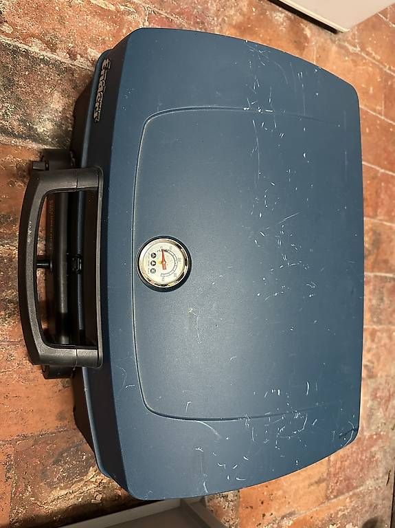 Grills: Enders Gasgrill - Explorer Pro – Gebraucht aus Winterthur von CelloOnline