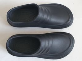 Neue Schuhe in Gr.42-43, ähnlich eines namhaften Herstellers
