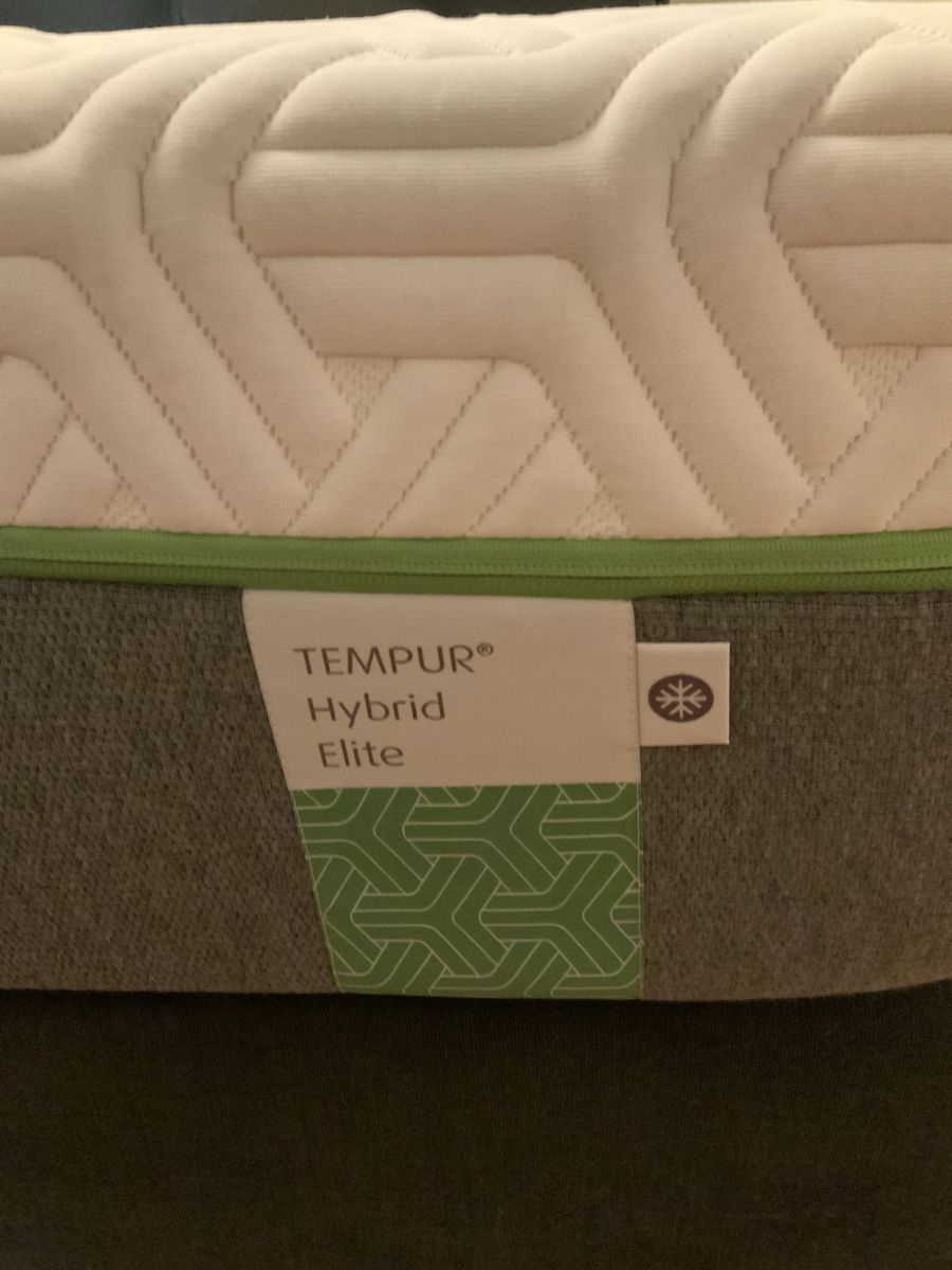 Matelas: Tempur Matratze 180x200 – D'occasion à Winterthur par ellemi