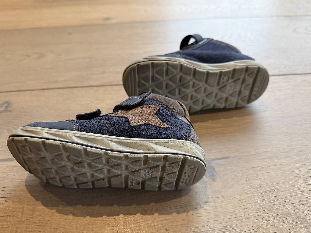 Scarpe per ragazzi: Schuhe Kind Grösse 25 Sympatex – Usato da Ebmatingen venduto da N.Bu 3