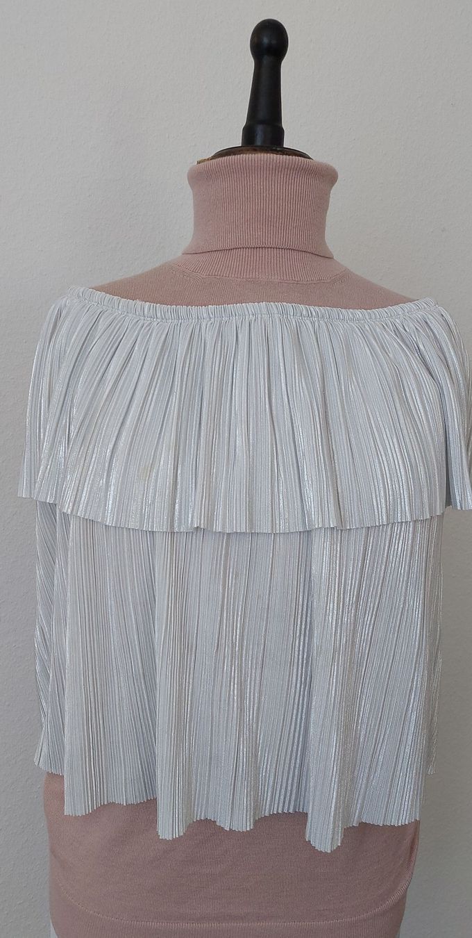 Camicette: Elegante Bluse mit Carmenausschnitt, festlich, Grösse M – Usato da Gwatt (Thun) venduto da Letzte-Chance
