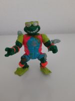 TMNT Ninja Turtles Sewer Surfer Mike Action Figure
