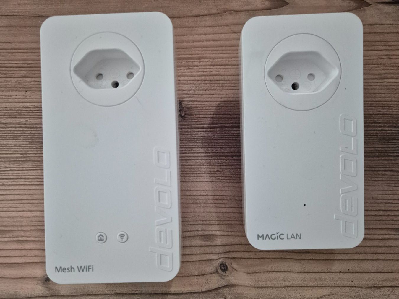 Devolo Modem & Router: Devolo Powerline Set Mesh WiFi 2 + Magic 2 LAN – Usato da Wagenhausen venduto da Canalier