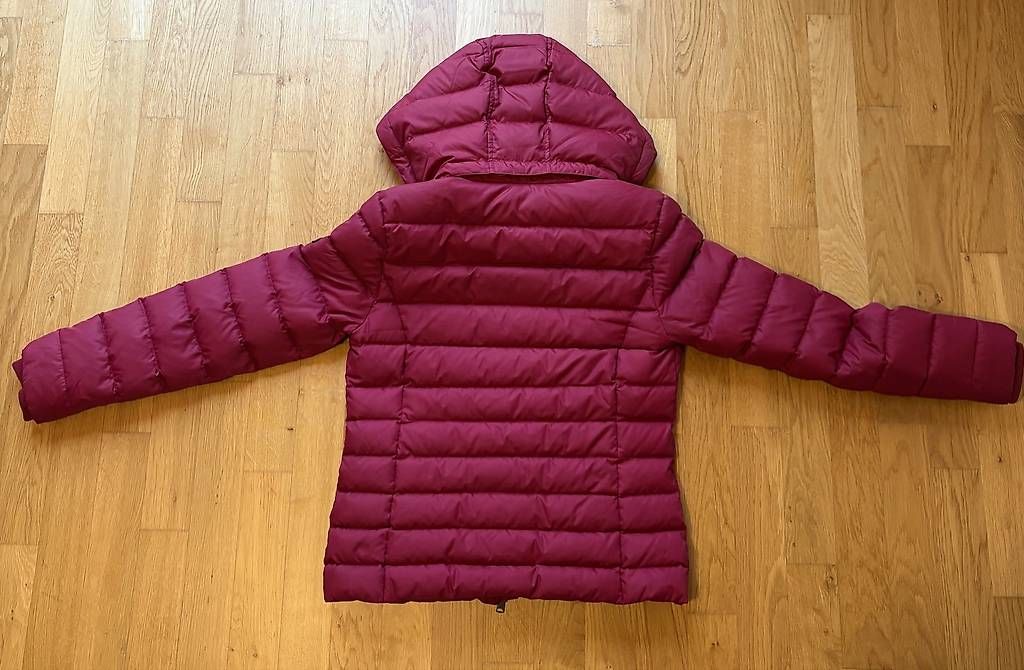 Giacche: Daunenjacke der Marke Tommy Hilfiger – Usato da Kirchberg BE venduto da Melanie.MaraM 2