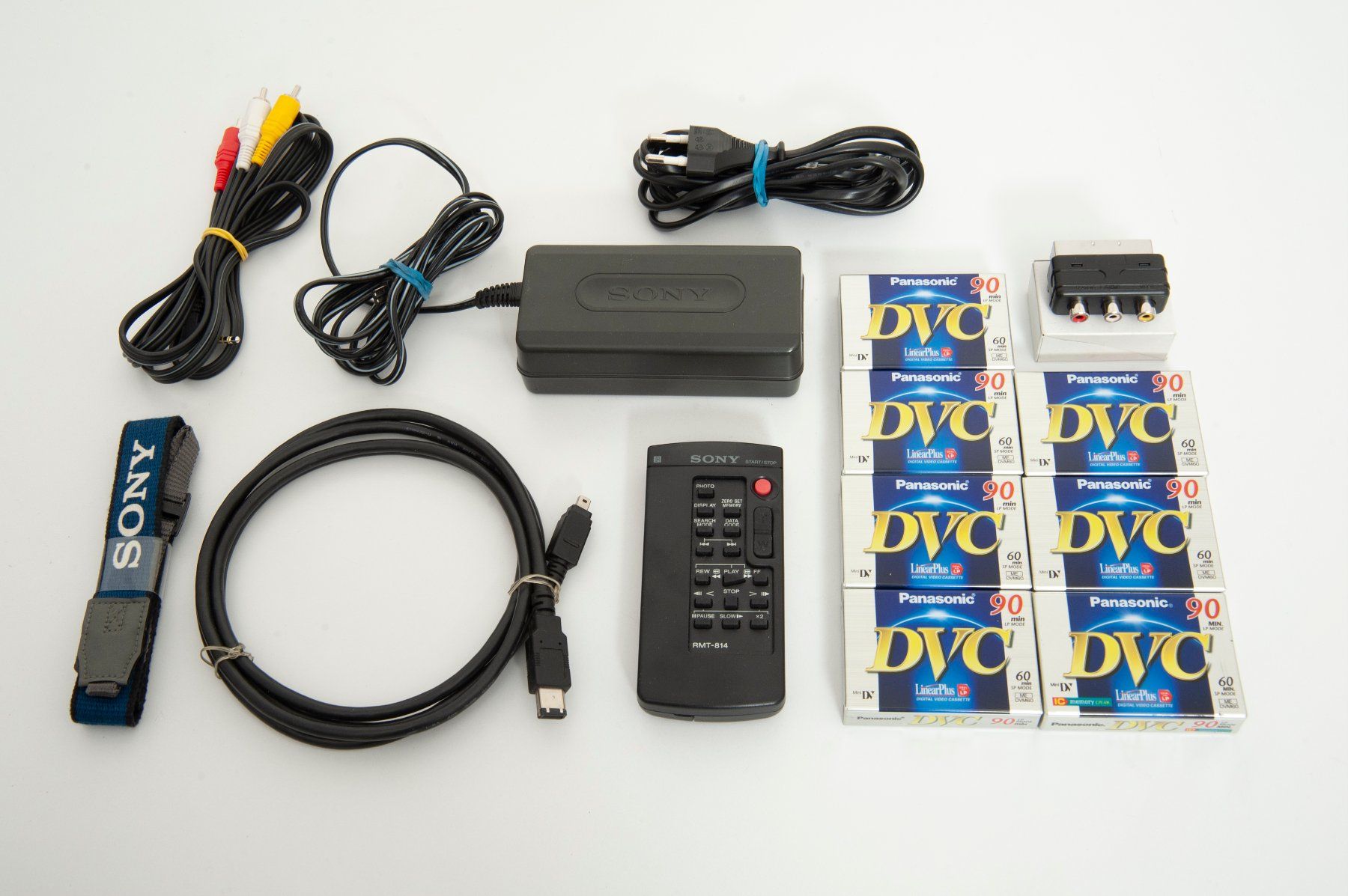 Sony Camcorder: Sony Handycam DCR-PC8E MiniDV – Gebraucht aus Lausanne von Phlox02 8