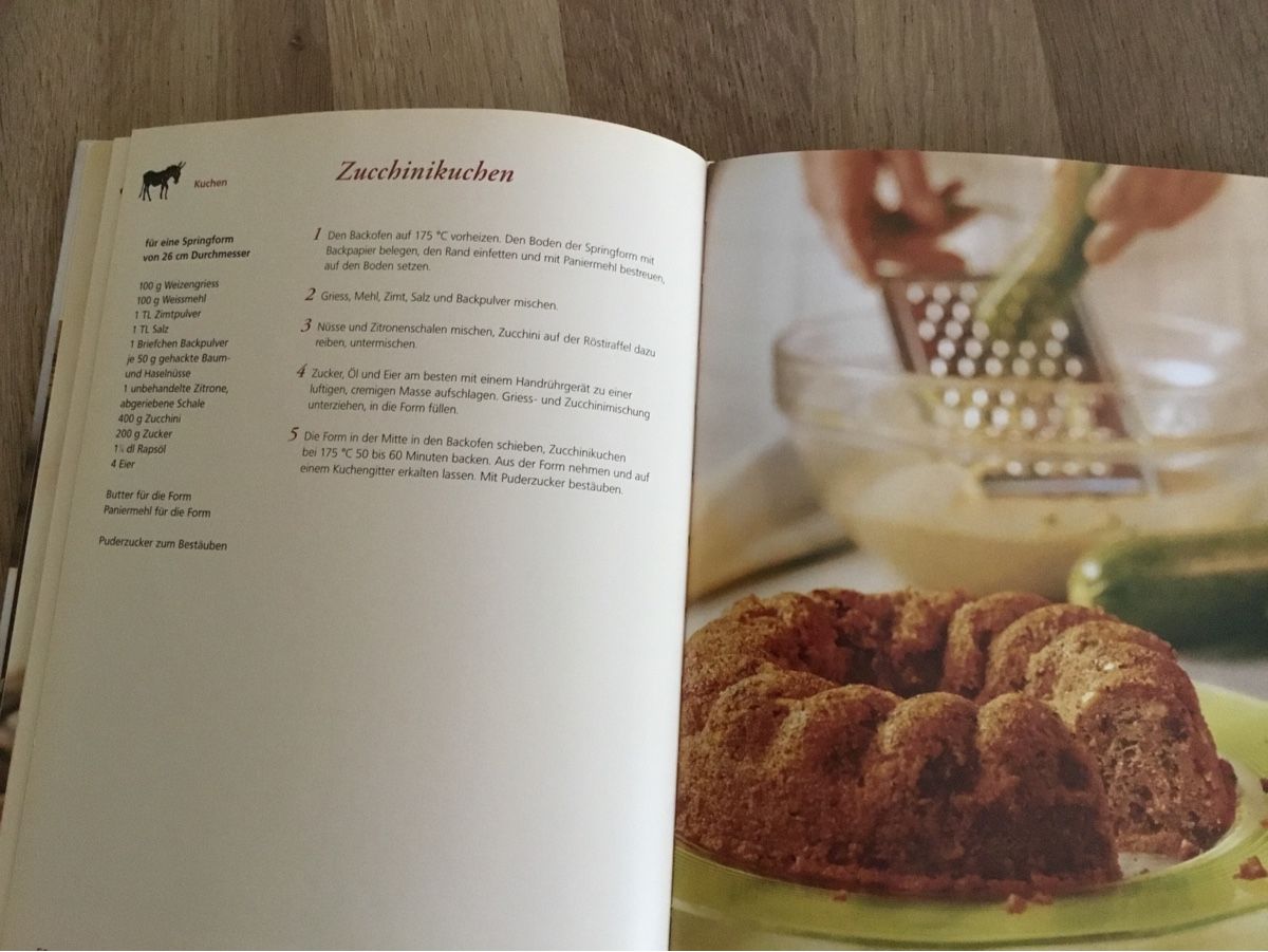 Livres: Schweizer Landfrauen backen – D'occasion à Triesen par Trisuna 3