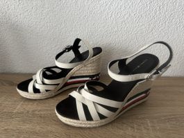 Sandales compensées Tommy Hilfiger, t.38.5