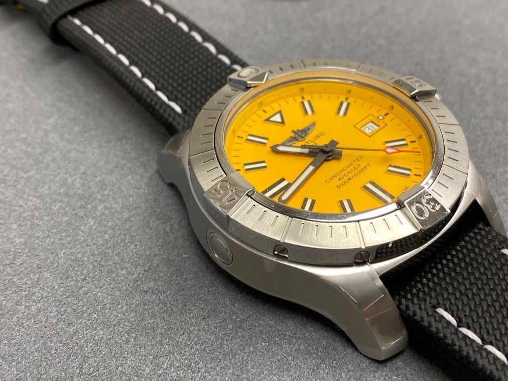 Breitling Orologi: BREITLING Avenger Automatic 45 Seawolf – Nuovo (secondo la descrizione) da St. Gallen venduto da galluswatches 2